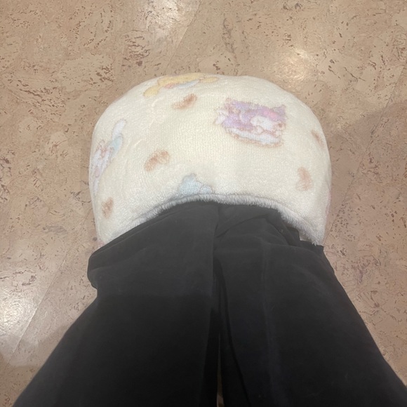 ☆ SANRIO plushie feet warmer ☆ - Picture 5 of 7